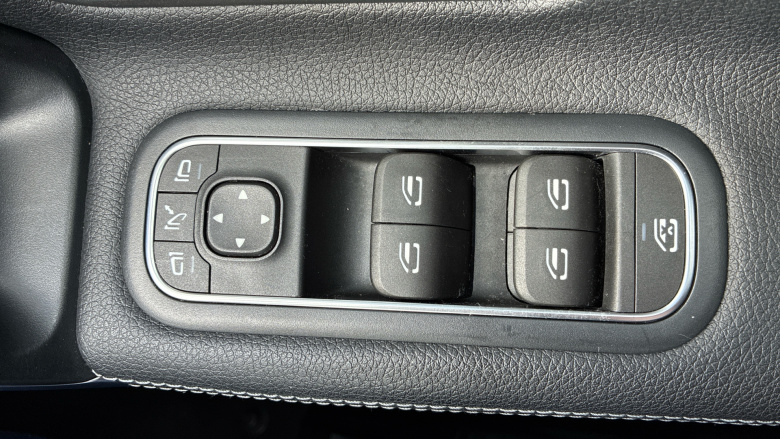 Mercedes-Benz CLA 180 AMG Line 4dr Tip Auto Petrol Saloon